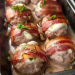 Albóndigas Rellenas de Queso Mozzarella Envueltas en Tocino