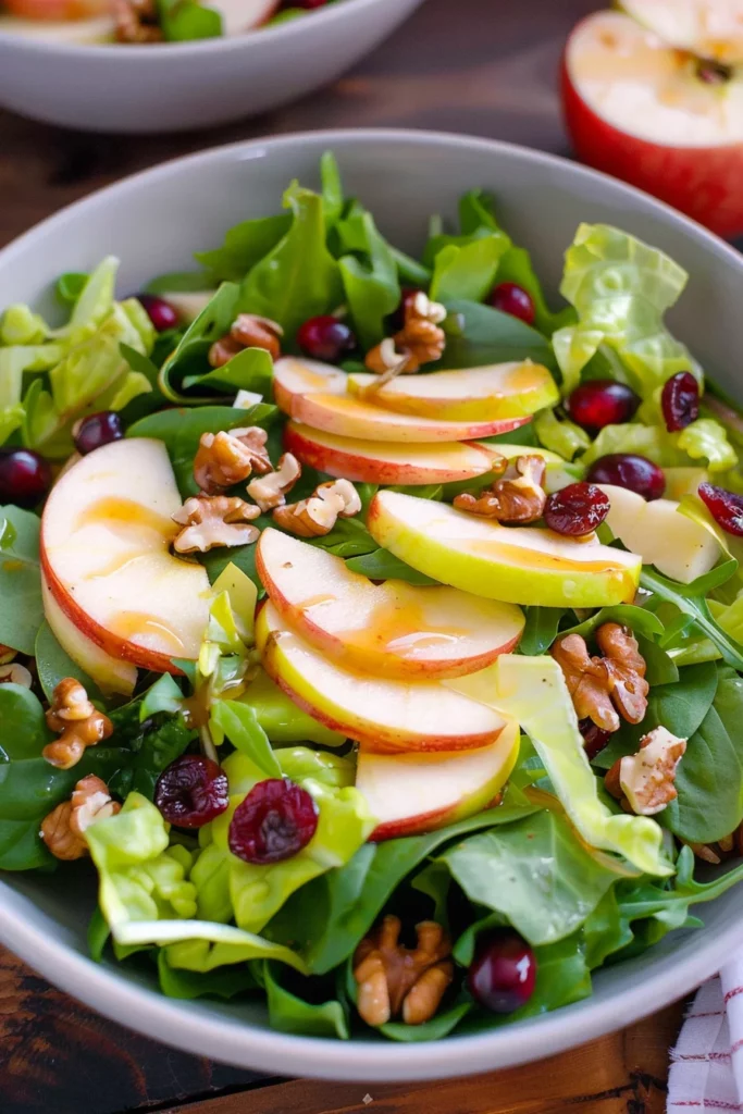 Ensalada de Manzana y Nuez con Vinagreta de Mostaza: Receta Refrescante