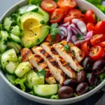 Ensalada de pollo mediterránea