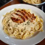 Pasta con Salsa Blanca Cremosa