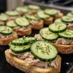 Tostadas de Pepino con Atún
