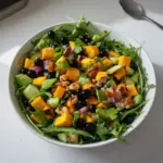 Ensalada de Mango y Pepino con Arándanos y Aguacate