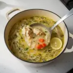 Sopa de Pollo con Orégano y Limón
