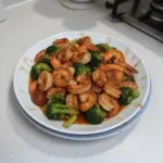 Camarones con miel y ajo ricos en proteínas
