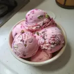Helado de Rosa y Pistacho