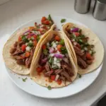 Tacos de Chuck Roast Cocidos Lentos