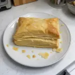 Masa hojaldre rápida lista para usar en recetas de repostería.